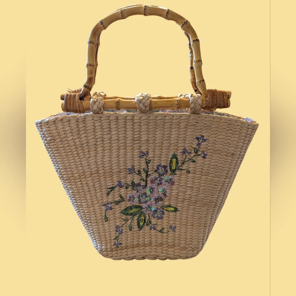 Capelli Elegant Floral Embroidered Straw Tote - Picture 1 of 8